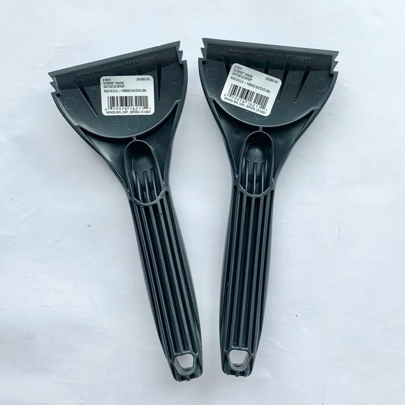 NEW 2 piece 9 in. Plastic Ice Scrapers for Cars - Picture 2 of 6